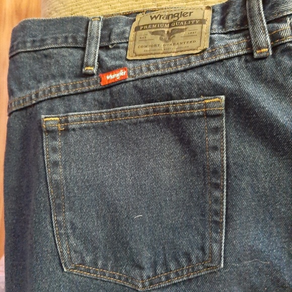 Wrangler Big Men's Jeans - Picture 2 of 4